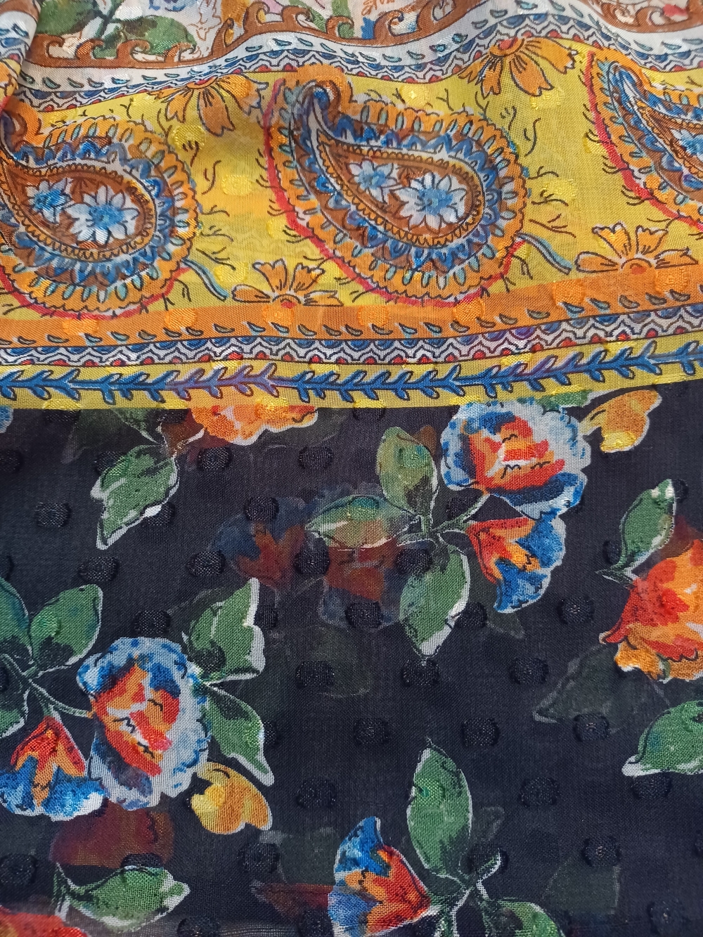 Figueroa & Flower Sheer Floral Button-Front Blouse Women's Size Medium - Picture 5 of 9